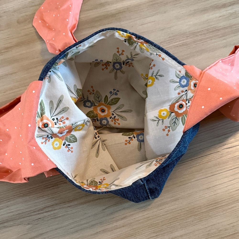 Handmade Denim Pocket Tote Bag with Coral Polka Dot Tie Strap - Picture 3 of 3